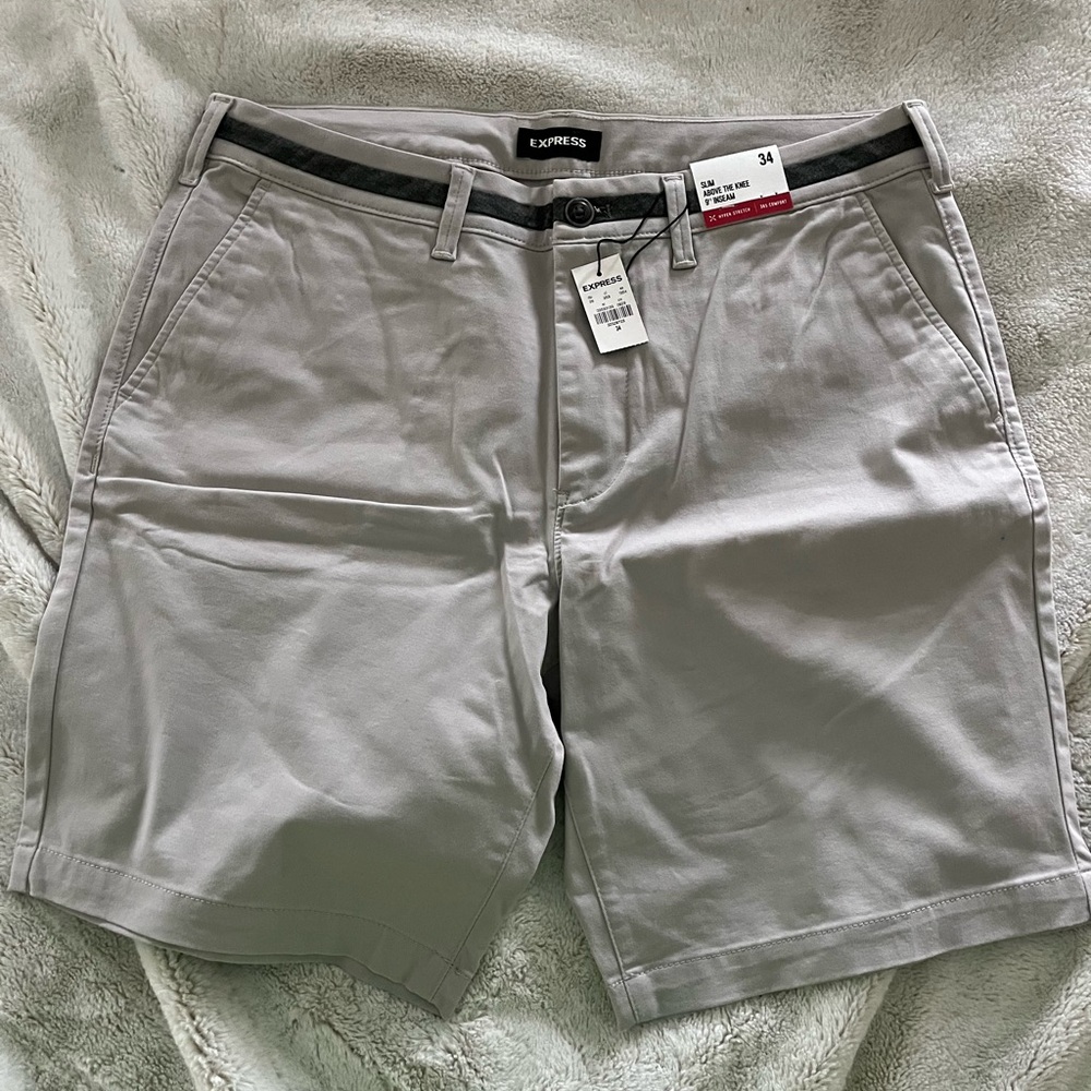 Express Chino shorts—hyper stretch